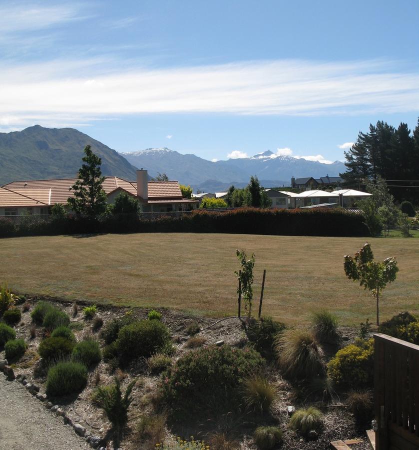 Black Peak View Wanaka Dış mekan fotoğraf